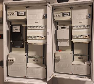 20.01.2026 Zählerwechsel: links analog alt, rechts digital neu